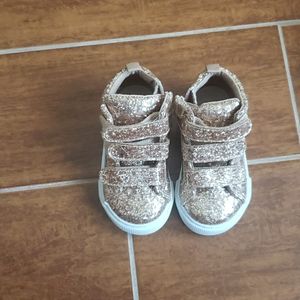 Toddler sneakers
